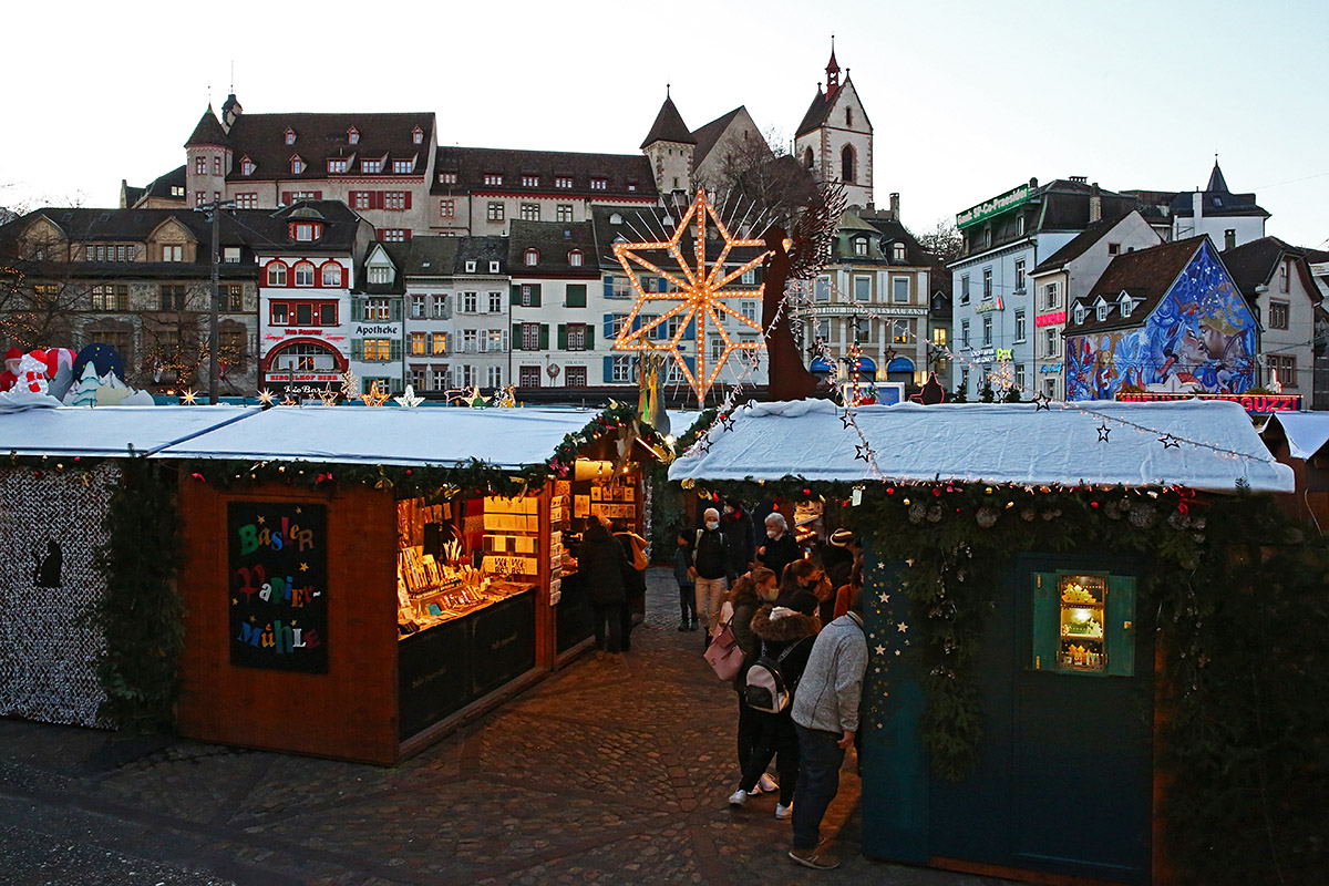 Pre-Christmas Season in Basel (6)